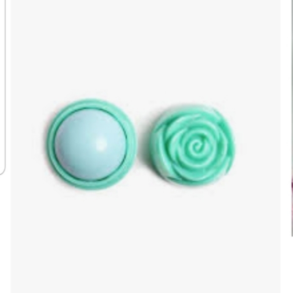 Lip Balm hydration Roses New - Picture 4 of 12